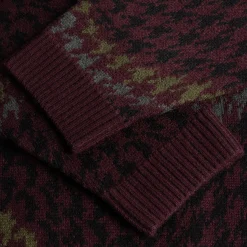 Houndstooth Knit><noscript><img width=